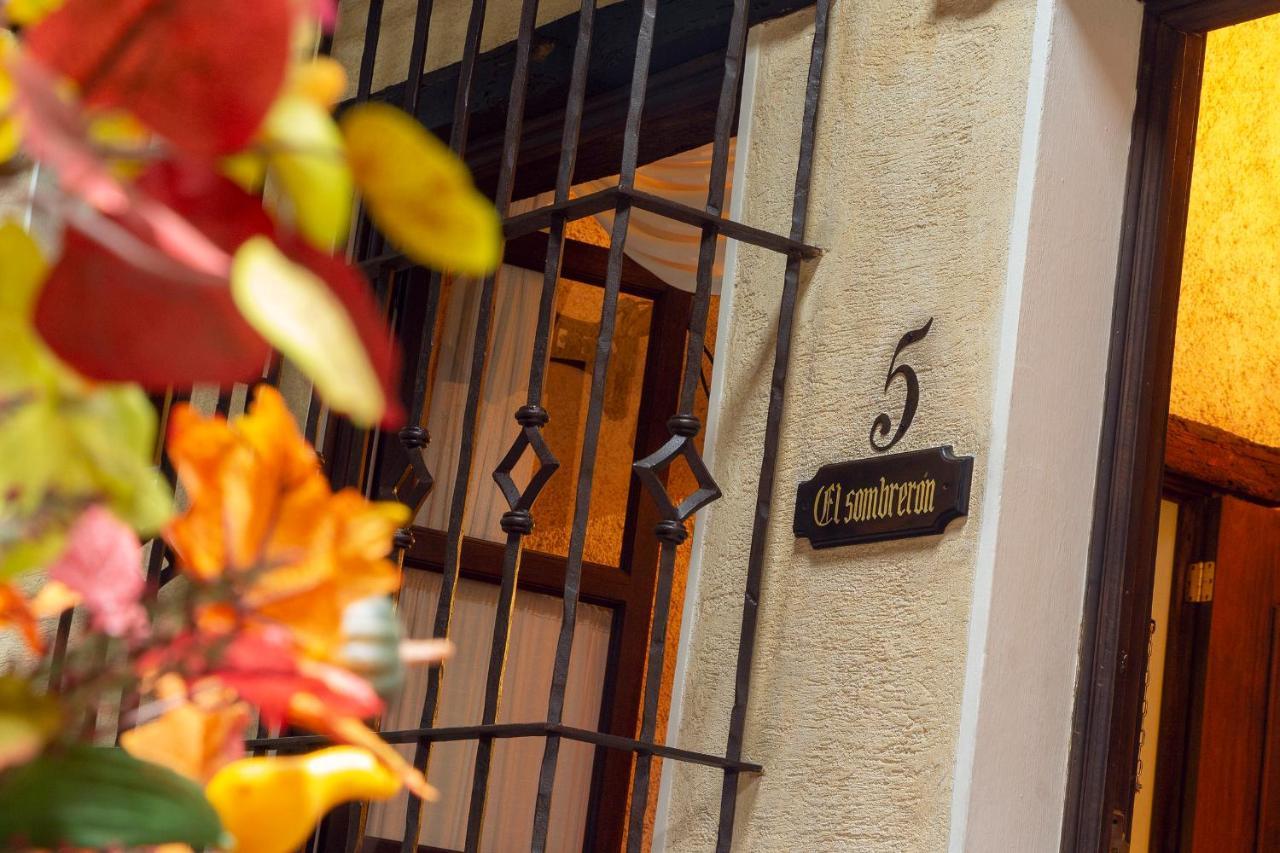 אנטיגואה גואטמלה D'Leyenda Hotel מראה חיצוני תמונה